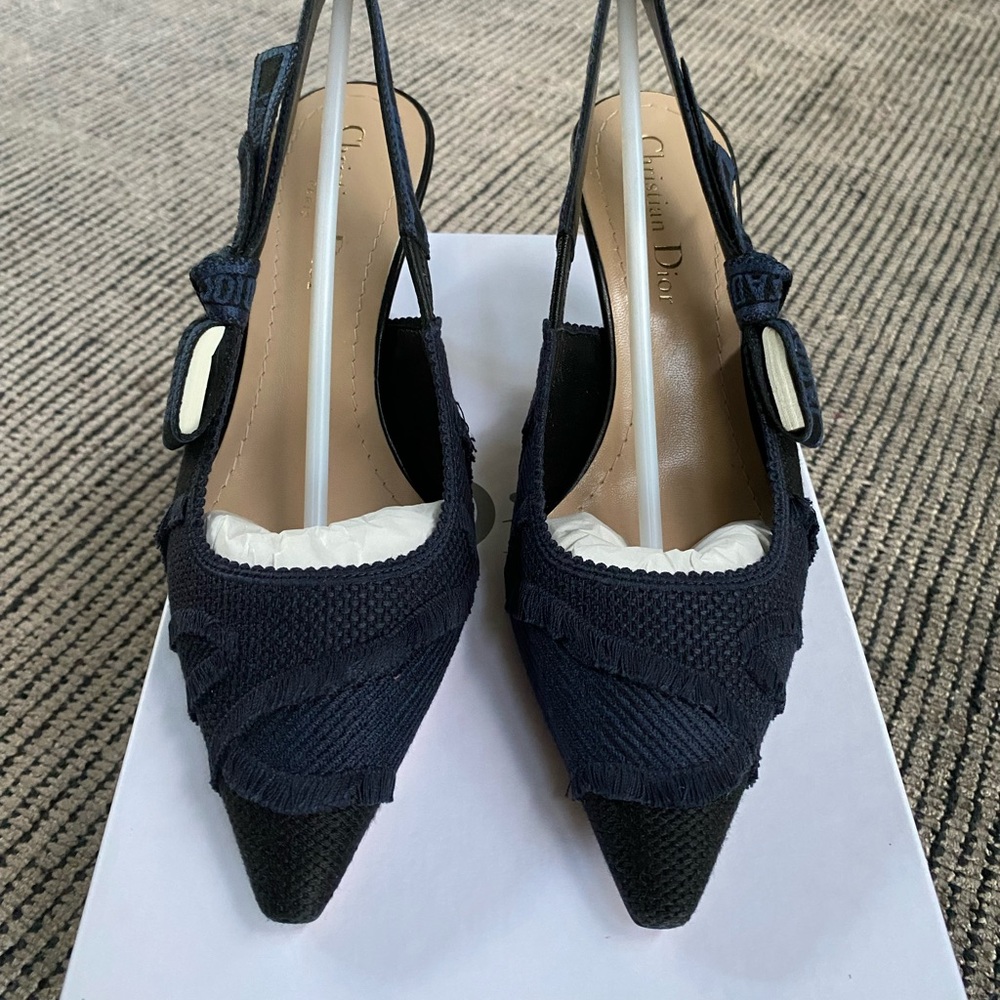 DIOR SLINGBACK PUMP - Picture 4 of 9